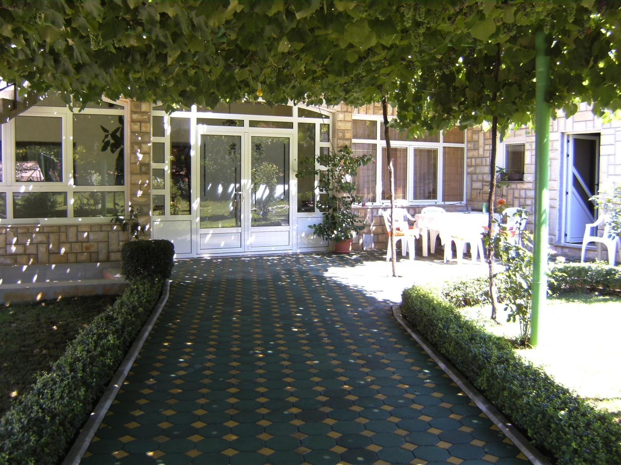 Pansion Pero Elez Medjugorje Hotel Exterior photo